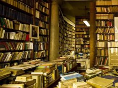 Interior de la Librer&iacute;a Antiquaria Umberto Saba, en Trieste.