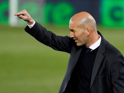 Zidane, durante el Real Madrid-Osasuna.