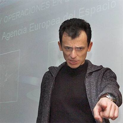 Pedro Duque, en la Universidad Politécnica de Madrid durante su primera clase.