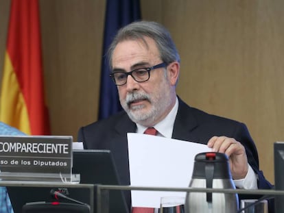 Carlos Utrera, presidente de la asociación de inspectores educativos Adide, durante su intervención en el Congreso.