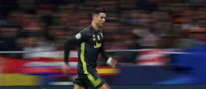 Cristiano Ronaldo durante el partido de su equipo la Juventus contra el Atlético de Madrid.