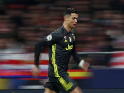 Cristiano Ronaldo durante el partido de su equipo la Juventus contra el Atlético de Madrid.