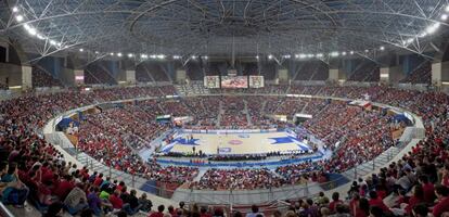 Panorámica del interior del pabellón Fernando Buesa Arena de Vitoria, donde se celebra desde hoy la Copa del Rey de Baloncesto