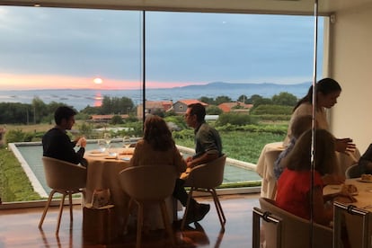 Sala del restaurante Culler de Pau, en O Grove (Pontevedra).