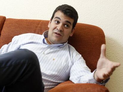 El secretario general de Juventudes Socalistas de España, Nino Torre, durante un momento de la entrevista.