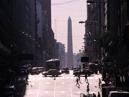 La avenida Corrientes, en Buenos Aires.