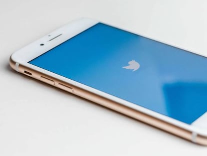 Twitter para iOS prueba con un nuevo diseño más limpio y claro