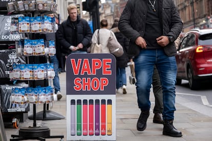 Anuncio de vapeadores en Londres el pasado 6 de marzo. 