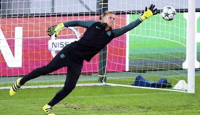 Ter Stegen, durante el entrenamiento en Mönchengladbach.