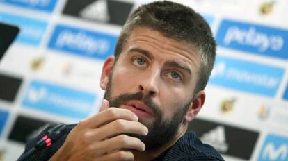 Piqué durante coletiva de imprensa