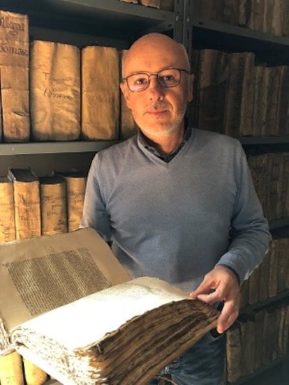 Josep Capdeferro, en el archivo de Vic.