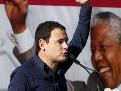 Hasier Arraiz, en el acto de homenaje a Mandela organizado por Sortu en San Sebastián.