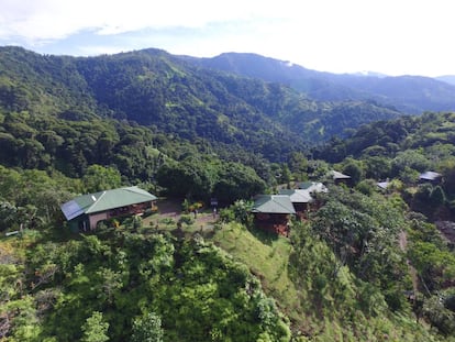 Lodge Santa Juana, en Costa Rica. Apartamentos turísticos gestionados por la comunidad rural.