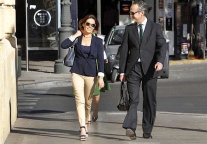 Yolanda Garc&iacute;a, extesorera del PP, llega al Tribunal Superior de Justicia.