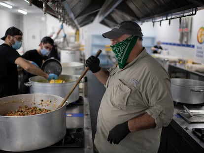 El chef José Andrés, este sábado en las cocinas de su ong World Kitchen en Santa Eugenia, en Madrid.