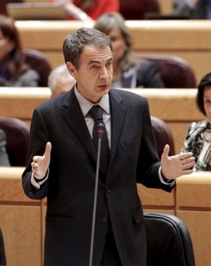 Zapatero, durante su comparecencia en la sesión de control al Gobierno en el Senado.