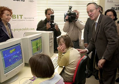 Piqu, durante su visita al colegio de Educacin Especial Mara Corredentora de Madrid.