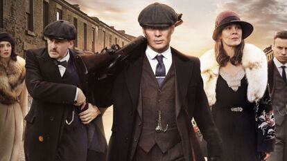 Aunque todavía no hay fecha de estreno, todo apunta a que la quinta temporada de Peaky Blinders llegará a finales de este mismo año. La serie, protagonizada por Cillian Murphy, ha encandilado a millones de espectadores por su desarrollo y el carisma de sus personajes, liderados por Thomas Shelby. Esta nueva temporada traerá más historia de gángsters, traiciones y acción.