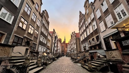 Ulica Mariacka, una de las pintorescas calles del casco histórico de Gdansk (Polonia).