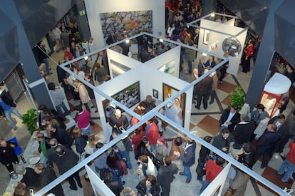 La feria Flecha de 2007 en los espacios públicos del centro comercial de Arturio Soria, en una imagen cedida por la galería.