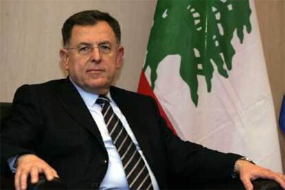 El primer ministro libanés, Fuad Siniora, al término de una reunión con autoridades comunitarias en Bruselas el pasado 20 de marzo.