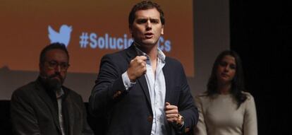 El lider de Ciudadanos (C&#039;s) y candidato a la presidencia del Gobierno, Albert Rivera, durante su intervenci&oacute;n en el acto de presentaci&oacute;n del programa electoral del partido para las elecciones generales del 20 de diciembre.