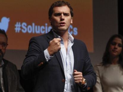 El lider de Ciudadanos (C&#039;s) y candidato a la presidencia del Gobierno, Albert Rivera, durante su intervenci&oacute;n en el acto de presentaci&oacute;n del programa electoral del partido para las elecciones generales del 20 de diciembre.