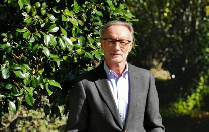 El catedrático de psicología social, José Manuel Sabucedo, en Santiago de Compostela.