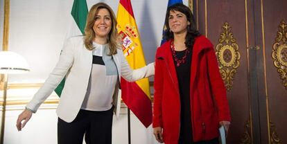 Susana Díaz y Teresa Rodríguez, en la sede de la presidencia de la Junta.