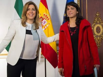 Susana Díaz y Teresa Rodríguez, este jueves en San Telmo, sede de la presidencia de la Junta.