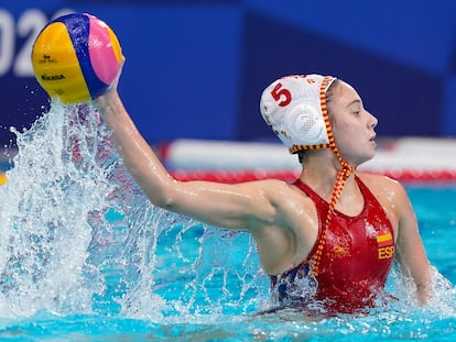 Elena Ruiz durante el partido del torneo olímpico entre Australia y España.