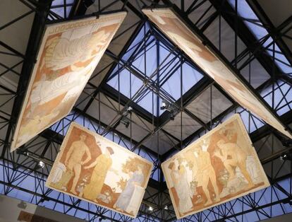 Frescos de Torres-Garc&iacute;a en la Fundaci&oacute; Antigua Caixa Terrassa.