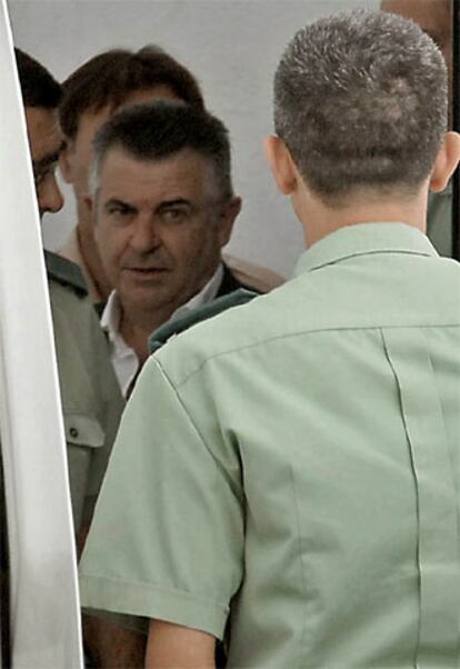 El ex asesor urbanístico del Ayuntamiento de Marbella (Málaga) Juan Antonio Roca, a su llegada a los juzgados.