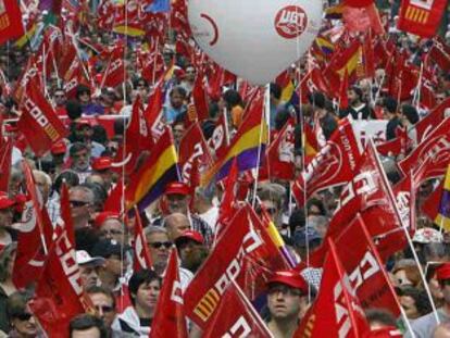 Trabajadores, en las celebraciones del Primero de Mayo en Valencia.