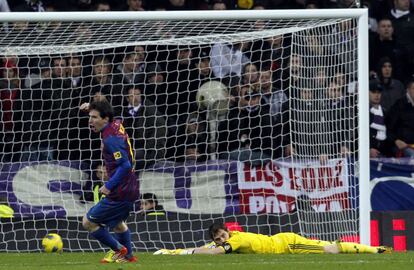 En diciembre el Barcelona visita el Bernabéu y se impone a los blancos por 1-3.