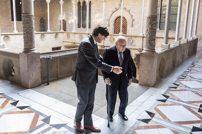 El presidente de la Generalitat, Salvador Illa, se  ha reunido esta tarde con el expresident Jordi Pujol en el Palau de la Generalitat. Massimiliano Minocri