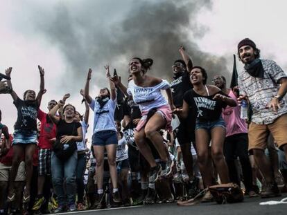 Ato do Levante Popular da Juventude cobra punição por crimes da ditadura.