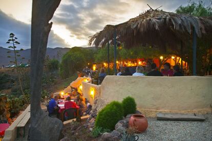 Un restaurante en la Isleta del Moro, en el parque natural Cabo de Gata-Níjar, en Almería.