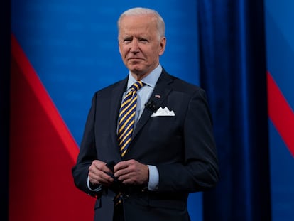 O presidente dos Estados Unidos, Joe Biden, no Pabst Theatre, em Milwaukee (Wisconsin), na última terça-feira, durante encontro televisivo com cidadãos organizado pela rede CNN.