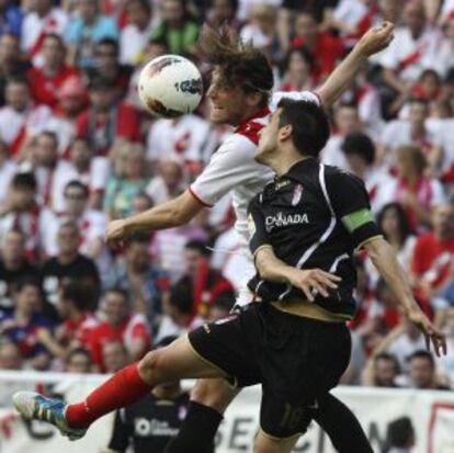 Michu cabecea ante Lucena.