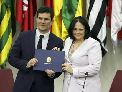 O ministro de Justiça, Sergio Moro, e a ministra de Estado da Mulher, da Família e dos Direitos Humanos, Damares Alves.