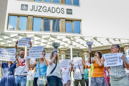 Manifestación contras las altas temperaturas en los juzgados de plaza de Castilla, el 17 de julio de 2024.