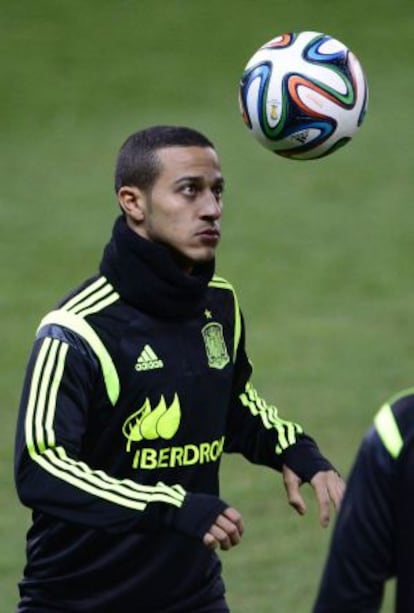 Thiago Alcantara durante el entrenamiento de la selecci&oacute;n. 