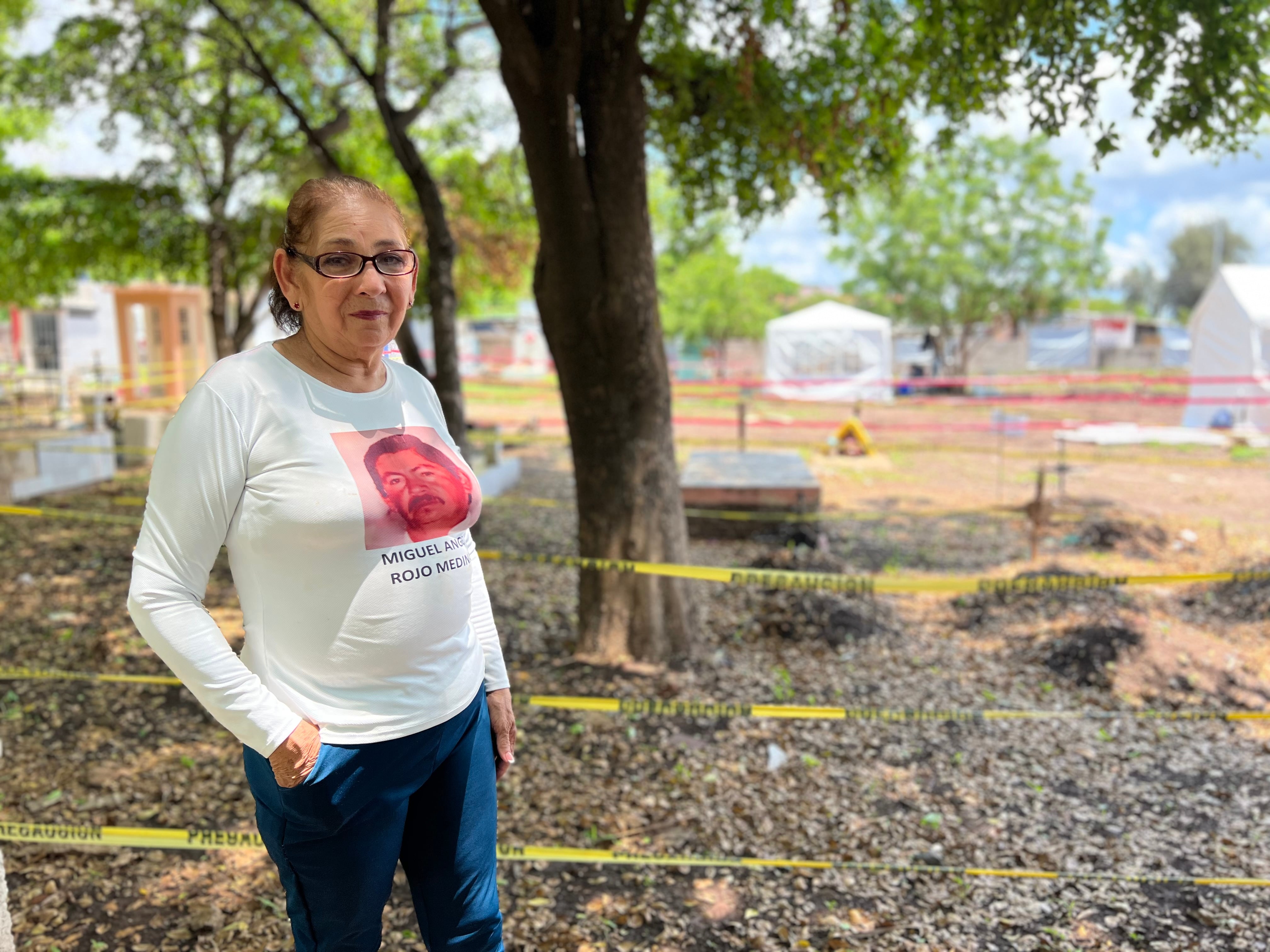 Atacada a balazos Alma Rosa Rojo, pionera en la búsqueda de desaparecidos de Sinaloa