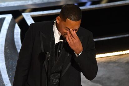 El actor, 40 minutos después de la agresión, llorando al recoger el Oscar a mejor actor por 'El método Williams'. 