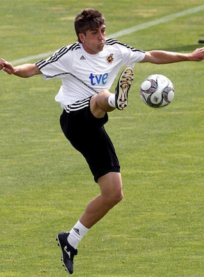 El centrocampista del Valencia, durante un entrenamiento con la Selección