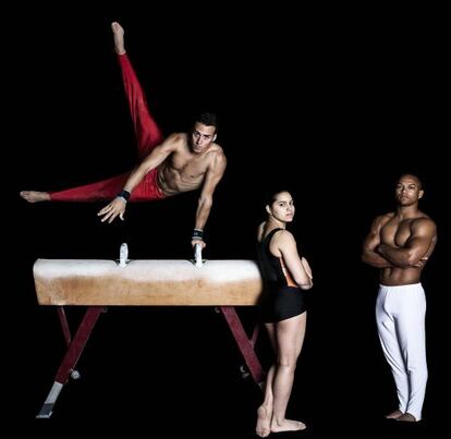 Fabián González, Paula Vargas y Rayderley Zapata, del equipo de gimnasia artística.