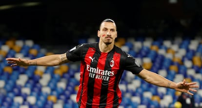 Ibrahimovic celebra un gol con el Milan.