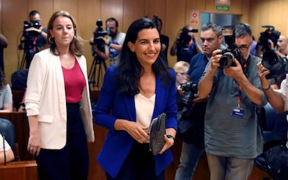 La líder de Vox en Madrid, Rocío Monasterio, tras una rueda de prensa en julio.