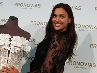 Irina Shayk este domingo en la sede de Pronovias